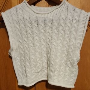Women's Cable Knit Crop Sweater Vest - White